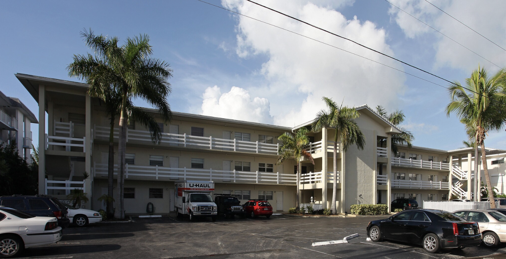 Lakeview Apartments Hallandale Florida